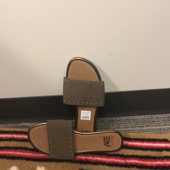 American eagle - Picture 3 of 8